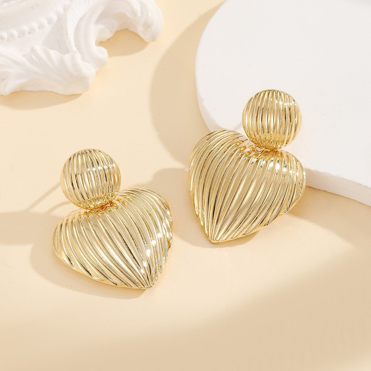 Cross-Border Personalized Bold Geometric Metal Fashionable Retro Elegant Trendy Cool-Girl Style Pearl Earrings